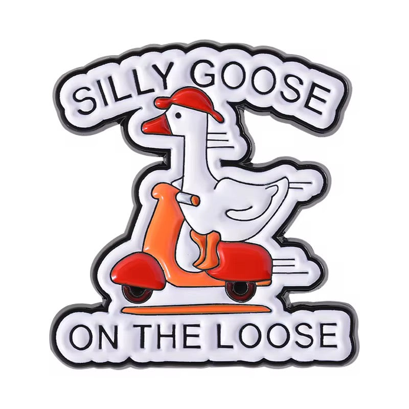 🪿 „Silly Goose On The Loose" Pin
