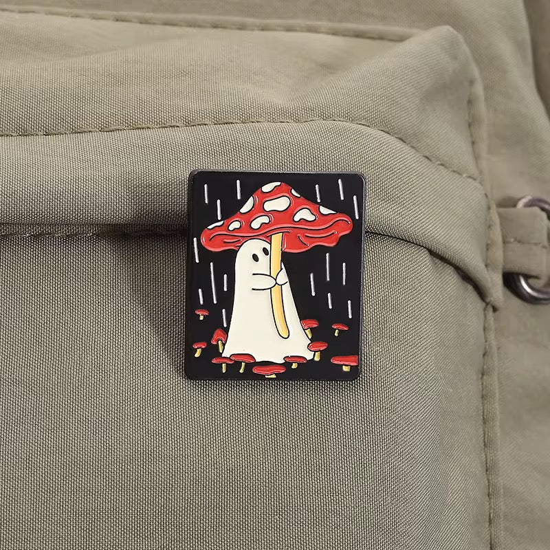 🍄 Mushroom Ghost Pin Set – 3er Pilz Emaille Pin