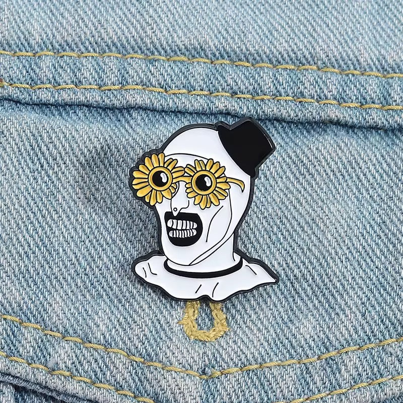 Terrifier – Art the Clown Enamel Pin