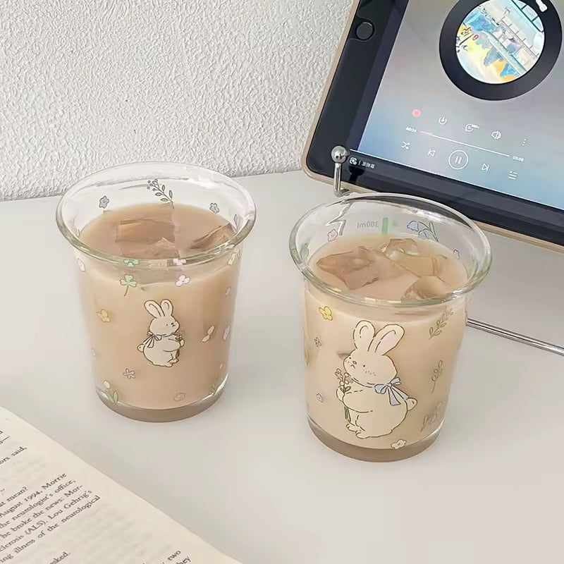 Hasen Glasbecher – 350 ml mit Blumenprint